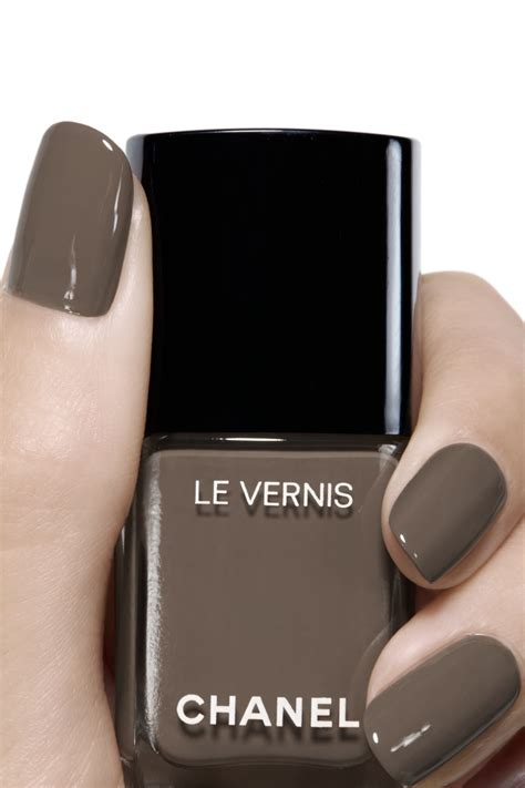 Chanel:Brun Fume 905 Le Vernis 